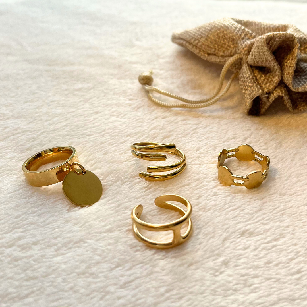 Guide d'Entretien : Comment Prendre Soin de Vos Bijoux en Acier Inoxydable