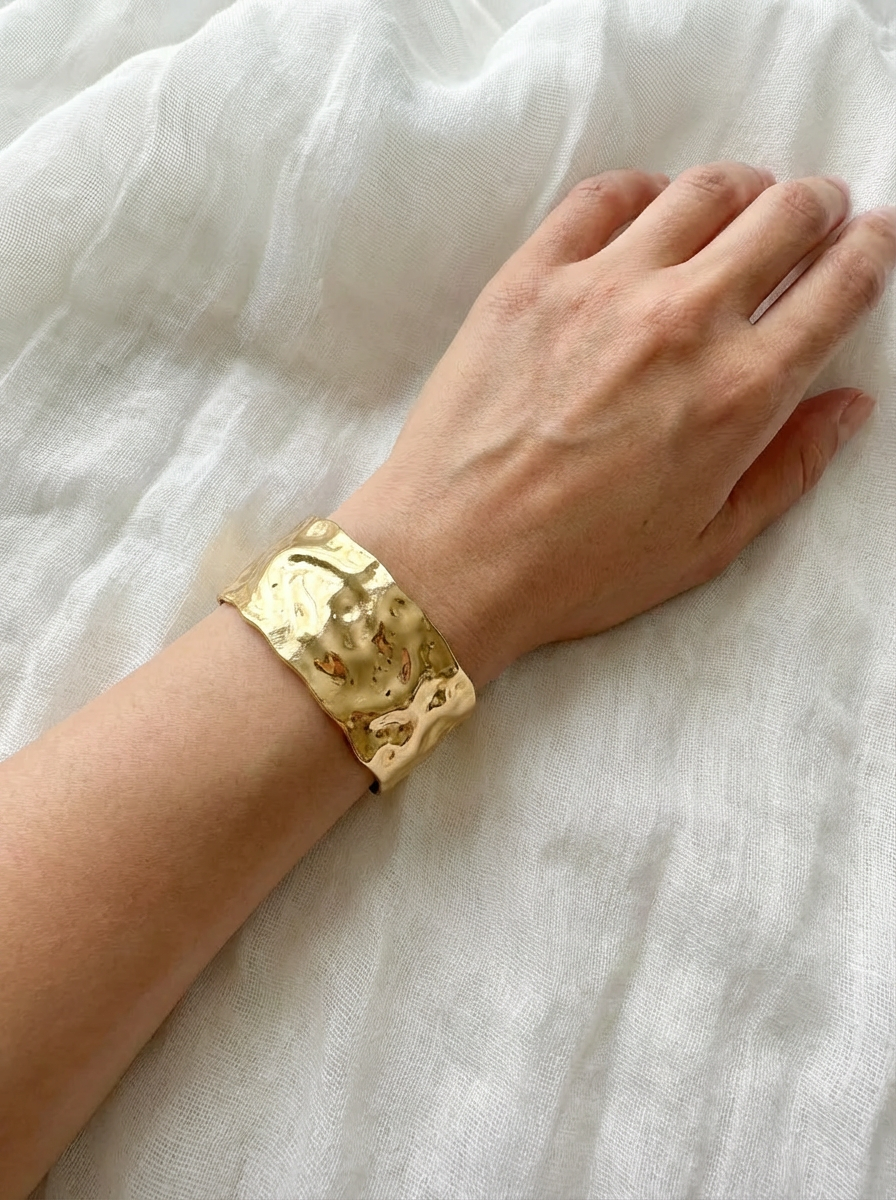 Ambre - Manchette dorée