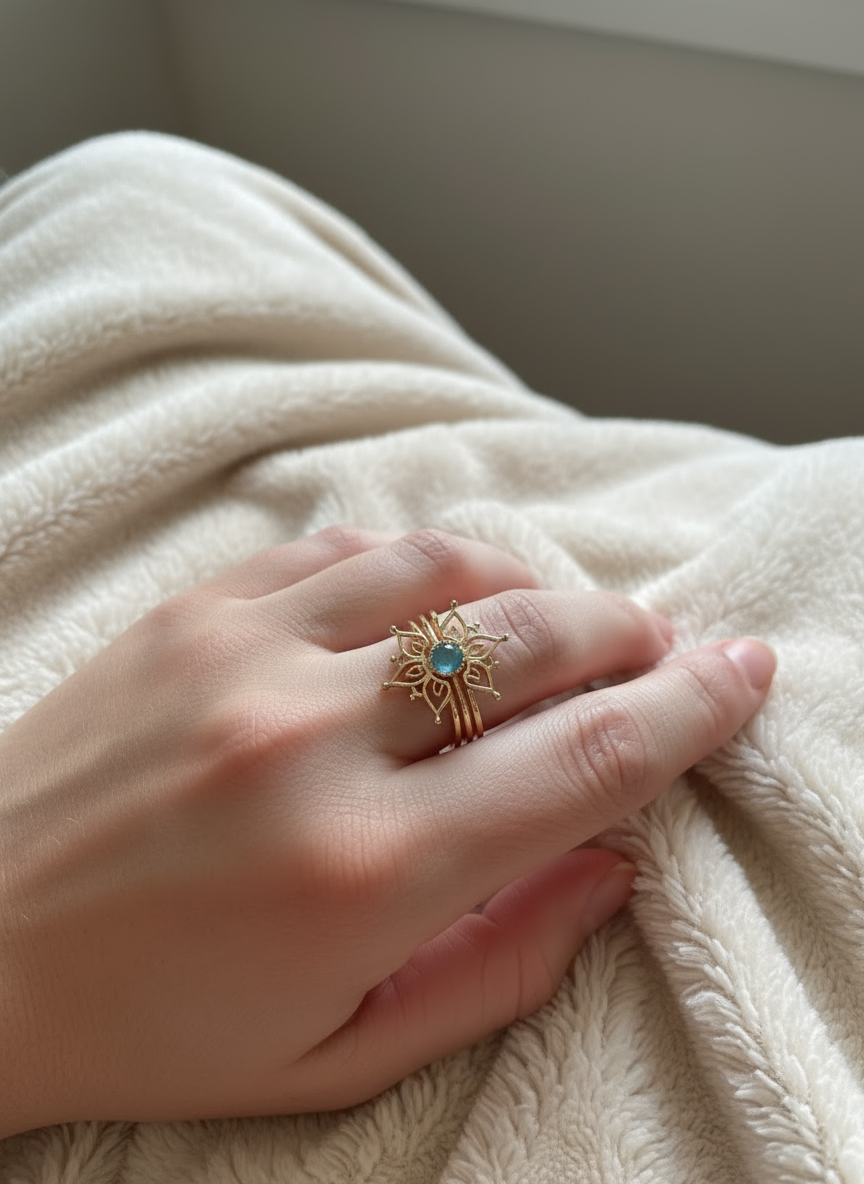 Marion - Bague dorée bleutée