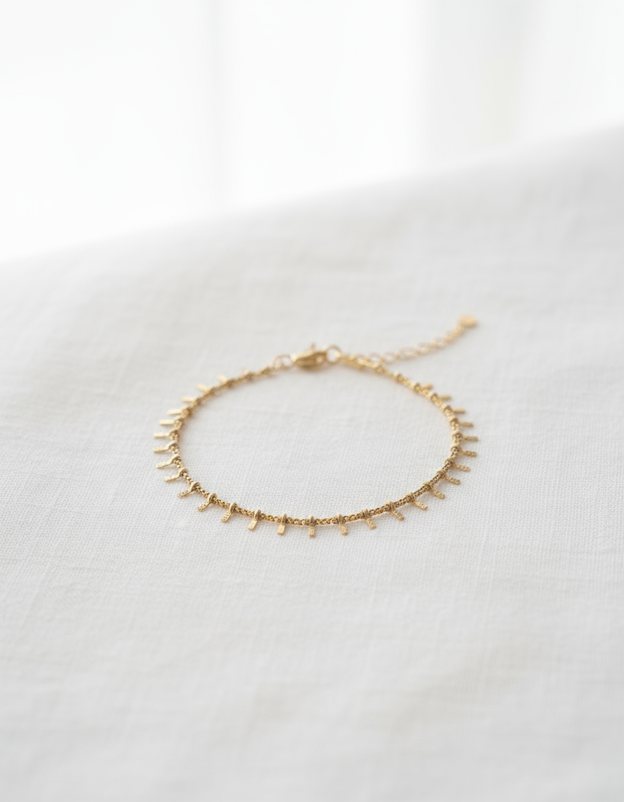 Marie - Bracelet fin doré